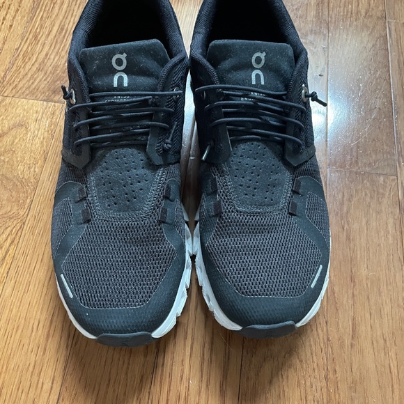 On Cloud, Cloud 6 - Picture 2 of 8